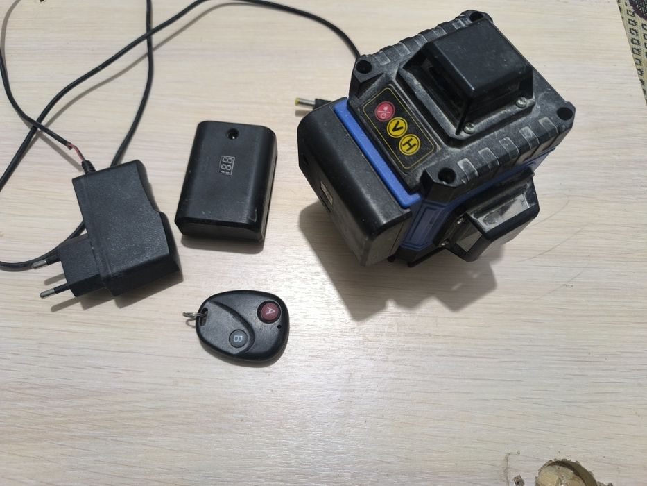 Продается лазерный уровень