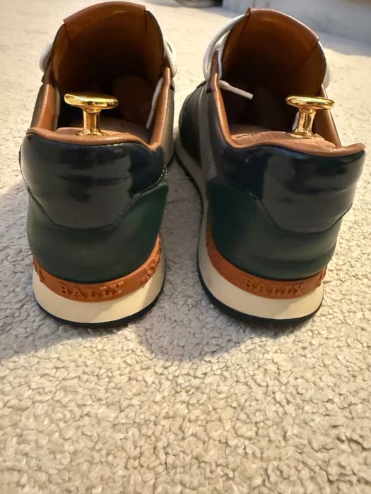 Bally                 .