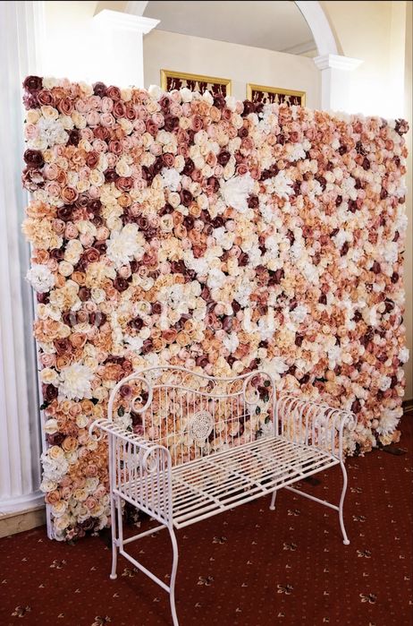 Inchiriez aranjamente florale,mese,scaune chiavari,pavilioane,umbrele