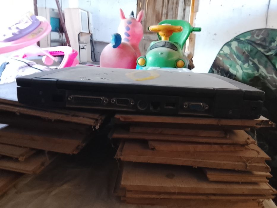 Ноутбук HP Compaq Presario CQ56