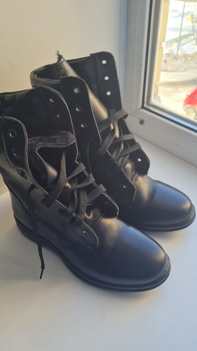Продам берцы новые