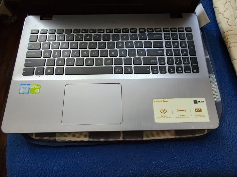 Asus Vivobook i5 8th Gen