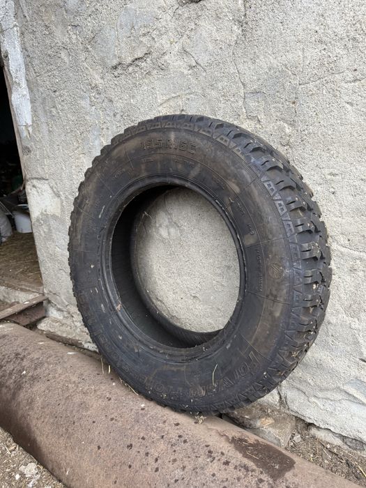 Шины 16 зимние, шипованные