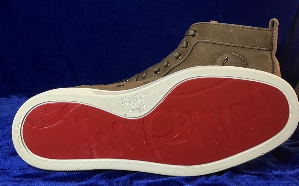 Christian Louboutin Autentic 40