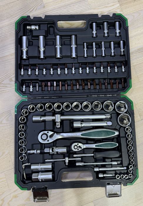 Универсальный набор инструментов