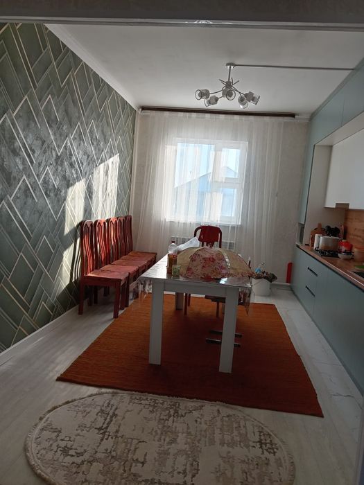 Үи сатылады жаксы күиде