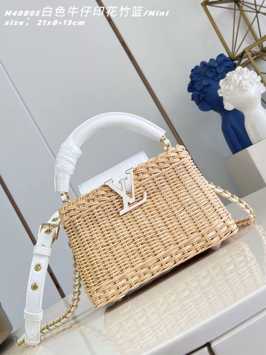 Geanta Louis Vuitton Capucines