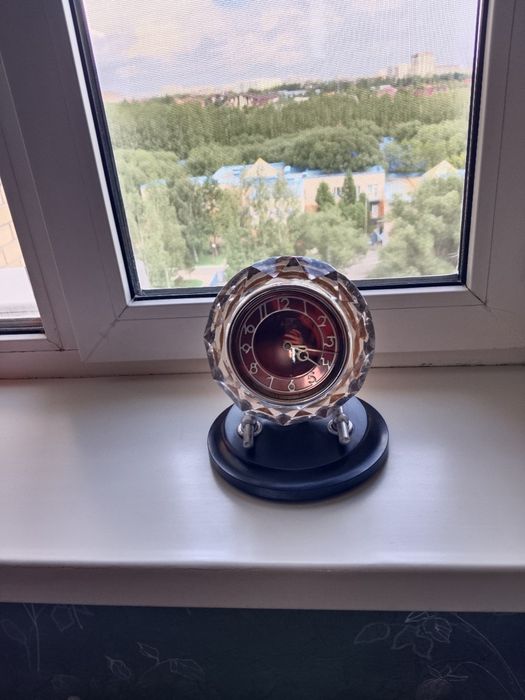 Продам настольные часы, СССР