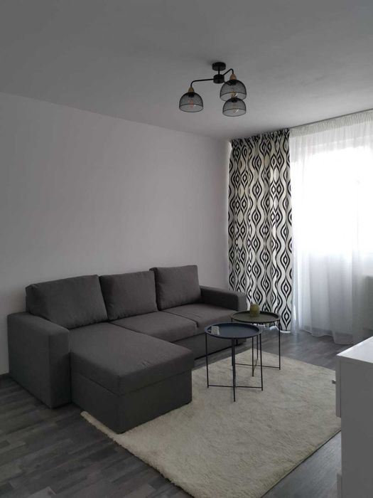 Apartament de inchiriat 2 camere METROU Eroii Revolutiei
