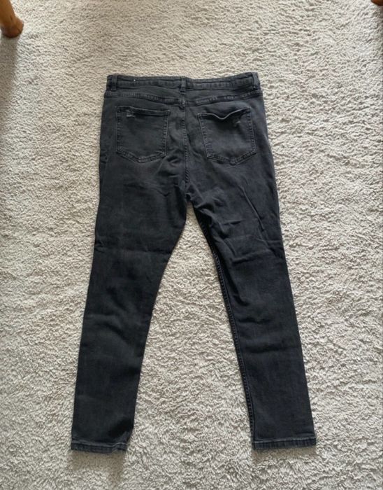 Blugi Bershka pentru barbati