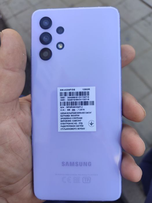 Продам телефон хорошый