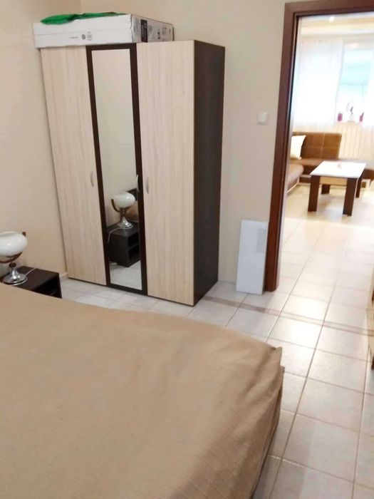 Давам под наем двустаен апартамент в топ центъра на гр. Перник