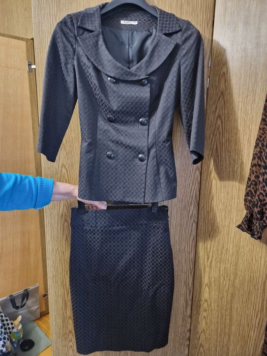 Costum Xara mărimea 34