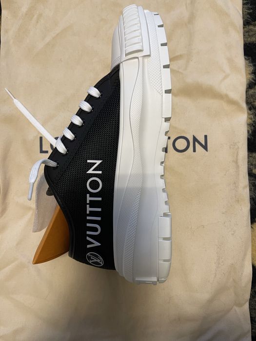 Чисто нови маратонки размер 37.