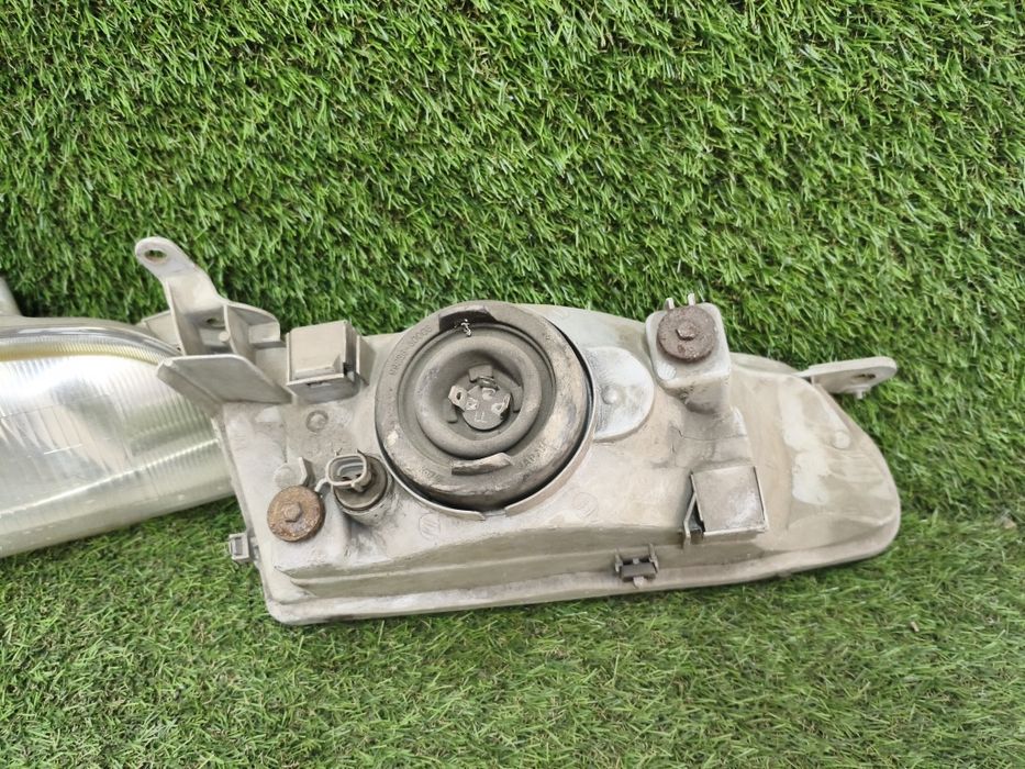 Фары Toyota sprinter E110