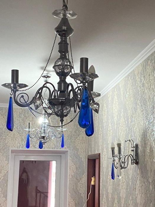 Продам люстры в отличном состоянии