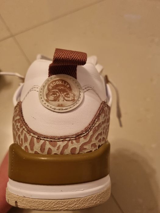 Joardan Spizike low