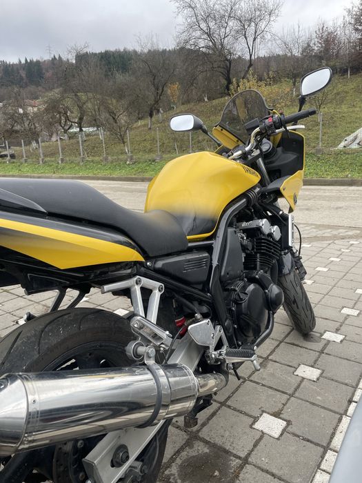 Yamaha FZS 600 Fazer