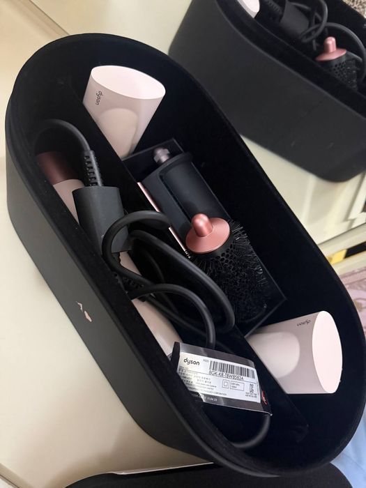Дайсон новый в хорошем состоянии,продаётся