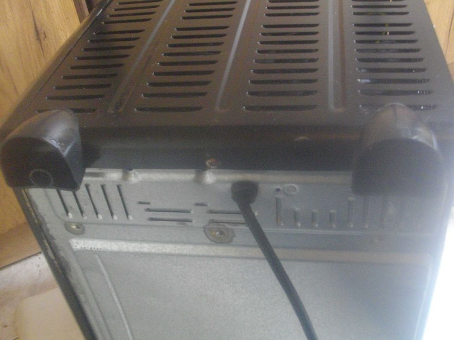 Немска Ел.Фурна Грил/Конвекция-1550W/30L/7,5kg-ROMMELSBACHER-Като Нова