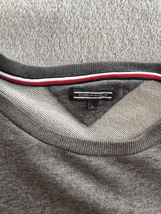 Tommy Hilfiger блуза L размер