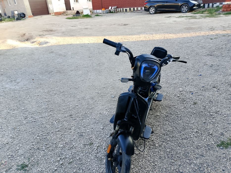 Электроскутер СК8