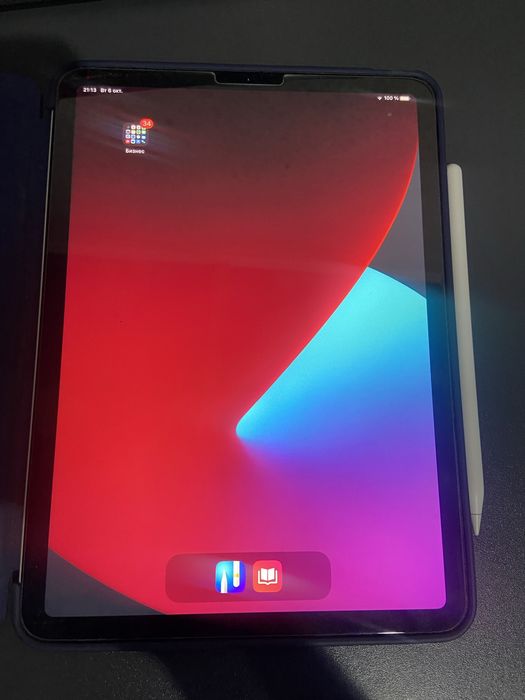 Продам Ipad  air 4 64гб + apple pen оригинал