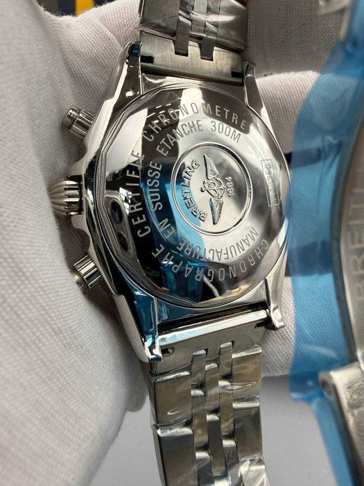 Breitling Avenger Chrono