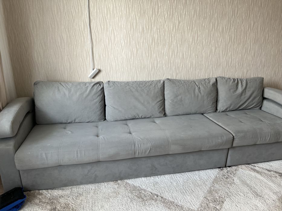 Продам диван с универсальным углом