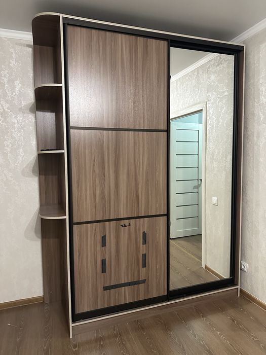 Продается шкаф в хорошем состоянии