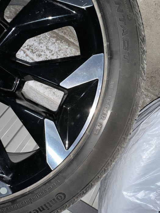 Диск с шинами Continental