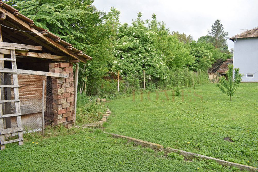 Продава се Къща в с. Стамболово, Област Велико Търново - 150 кв.м за 470 €/кв.м - Снимка #13