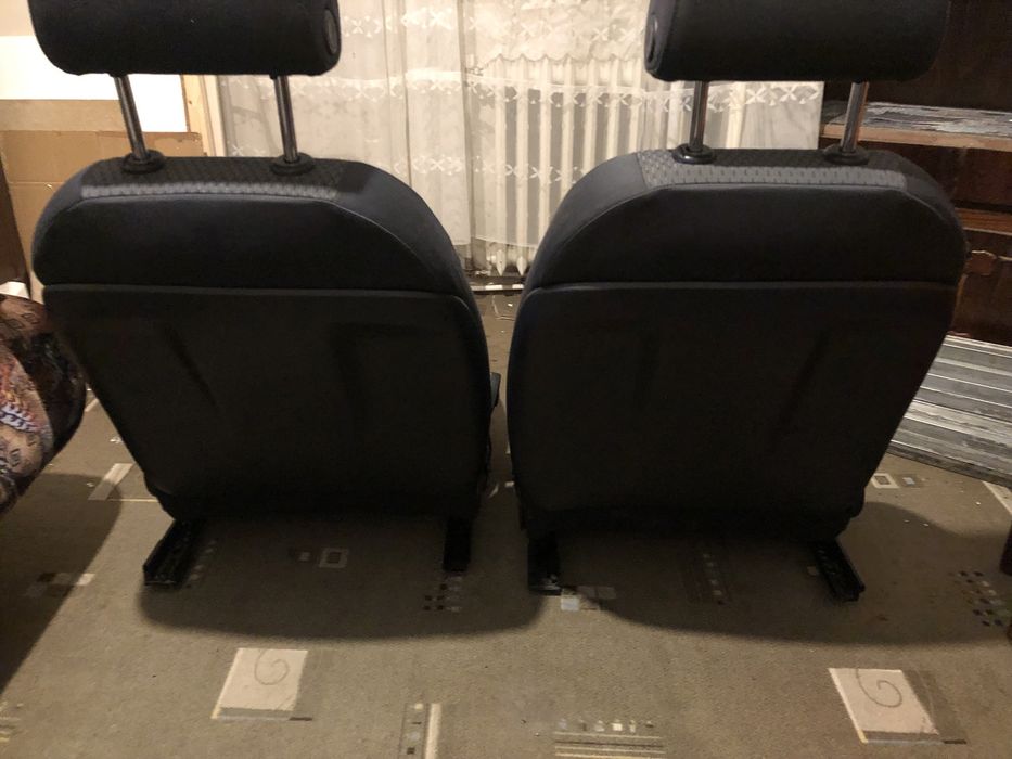 Scaune si Banchete a6 c6