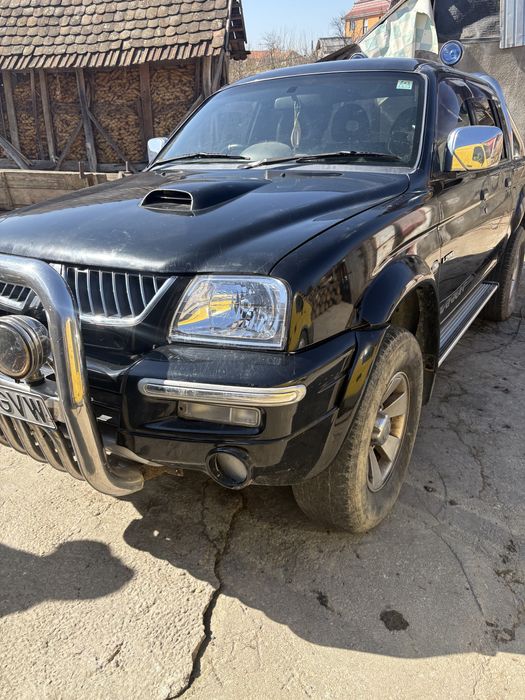 Mitsubishi L200 Jeep
