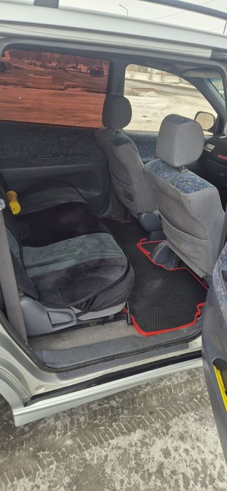 Продам машину Toyota Ipsum 1996