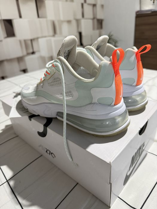 NIKE Air Max 270 React SE-38 номер (24см)