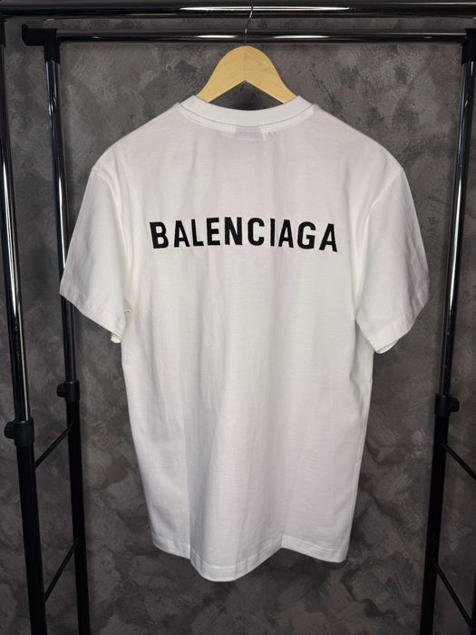 Tricou Balenciaga
