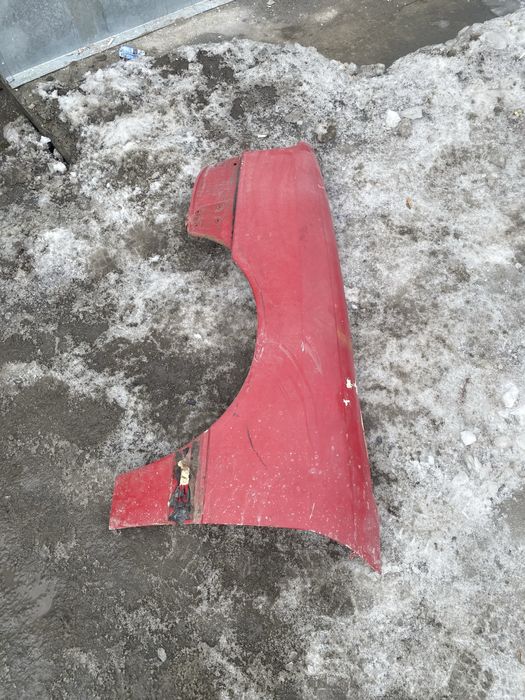 Крыло перед Ауди 80