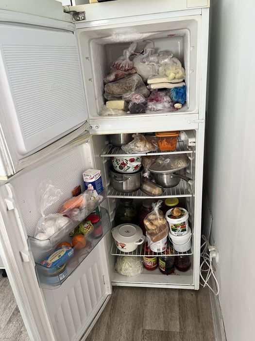 Холодильник рабочий сильно холодит