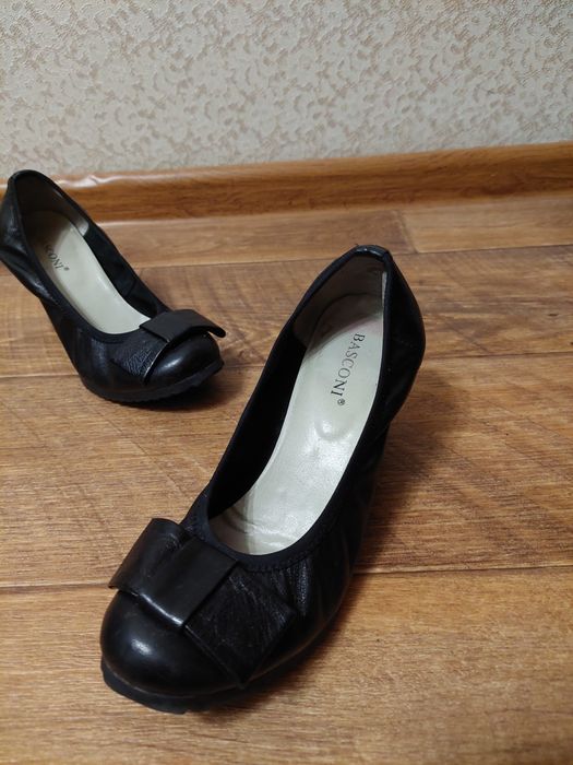 Продаю кожаные туфли