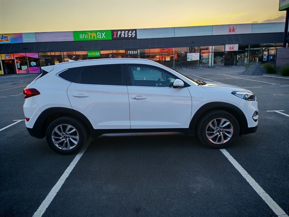 Hyundai Tucson 1.7 CRDi, 141 CP Automată – Echipare Premium Luxury 2017