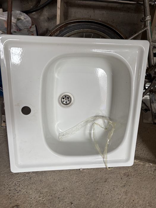 Раквина таза қолданылмаған. 2 мойка метал