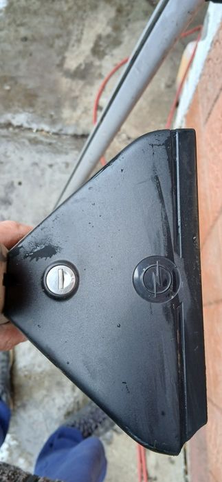 Vând cutii si bare portbagaj