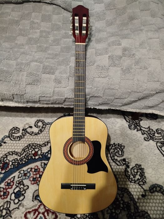 Gitara yangi Polniy komplekt