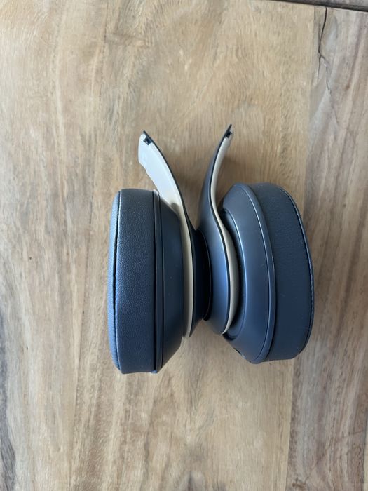 Casti Beats studio 3 wireless bureti cu carcasa + cutie