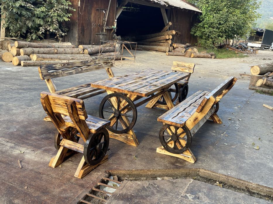 Balansoar cu doua leagane pentru copii