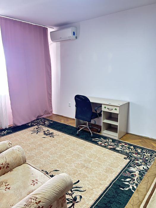 Ap cu 2 camere, 350 eur