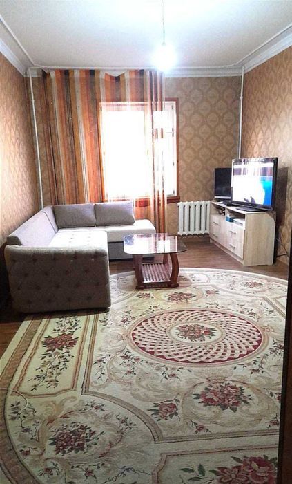 Продается 3-х комнатная. Паркентский