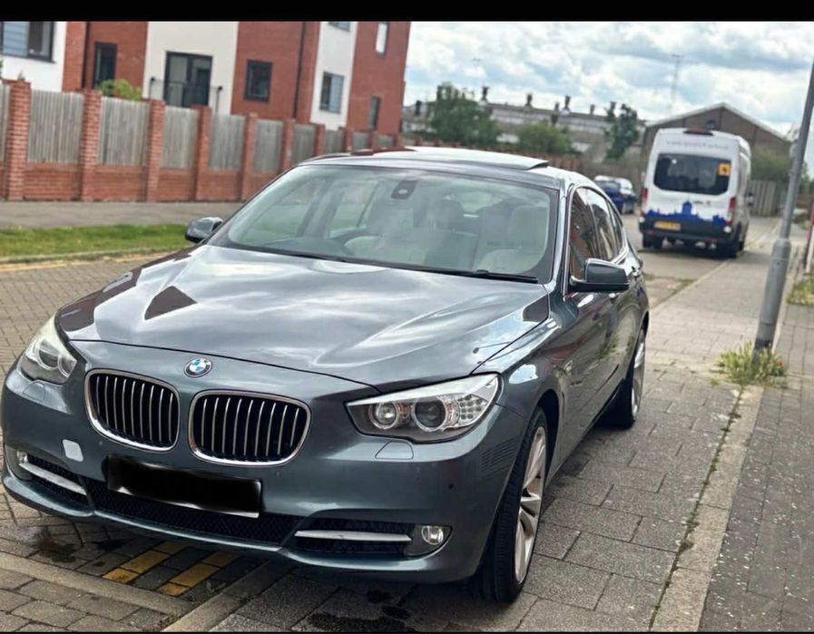 Dezmembrez bmw seria 5 f07 gt motor far capota aripa trager bara usa