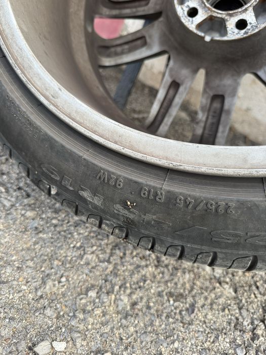 Гуми рън флат със джанти 225/45/19
